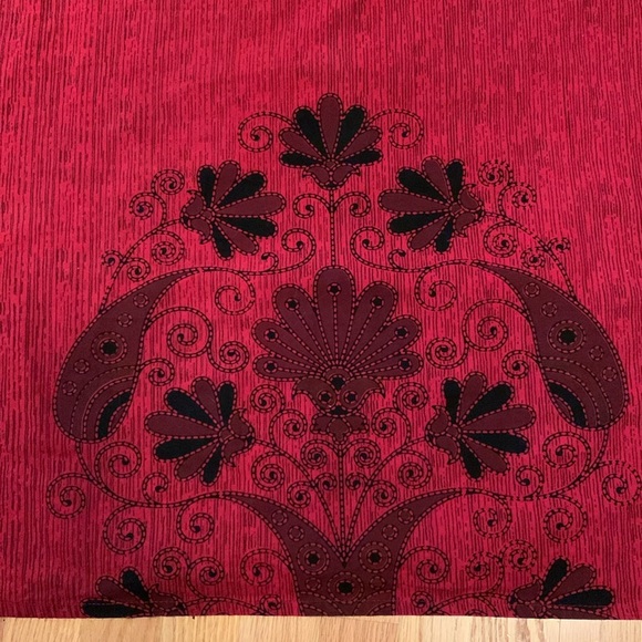 New Made in India Red Black & Gold Cotton “Free Size” V-Neck Dress w/Side Slits - Picture 7 of 11